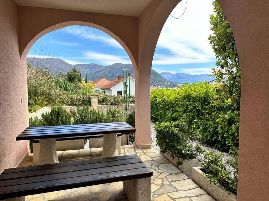 Monteview Duplex Villa Herceg Novi Bagian luar foto