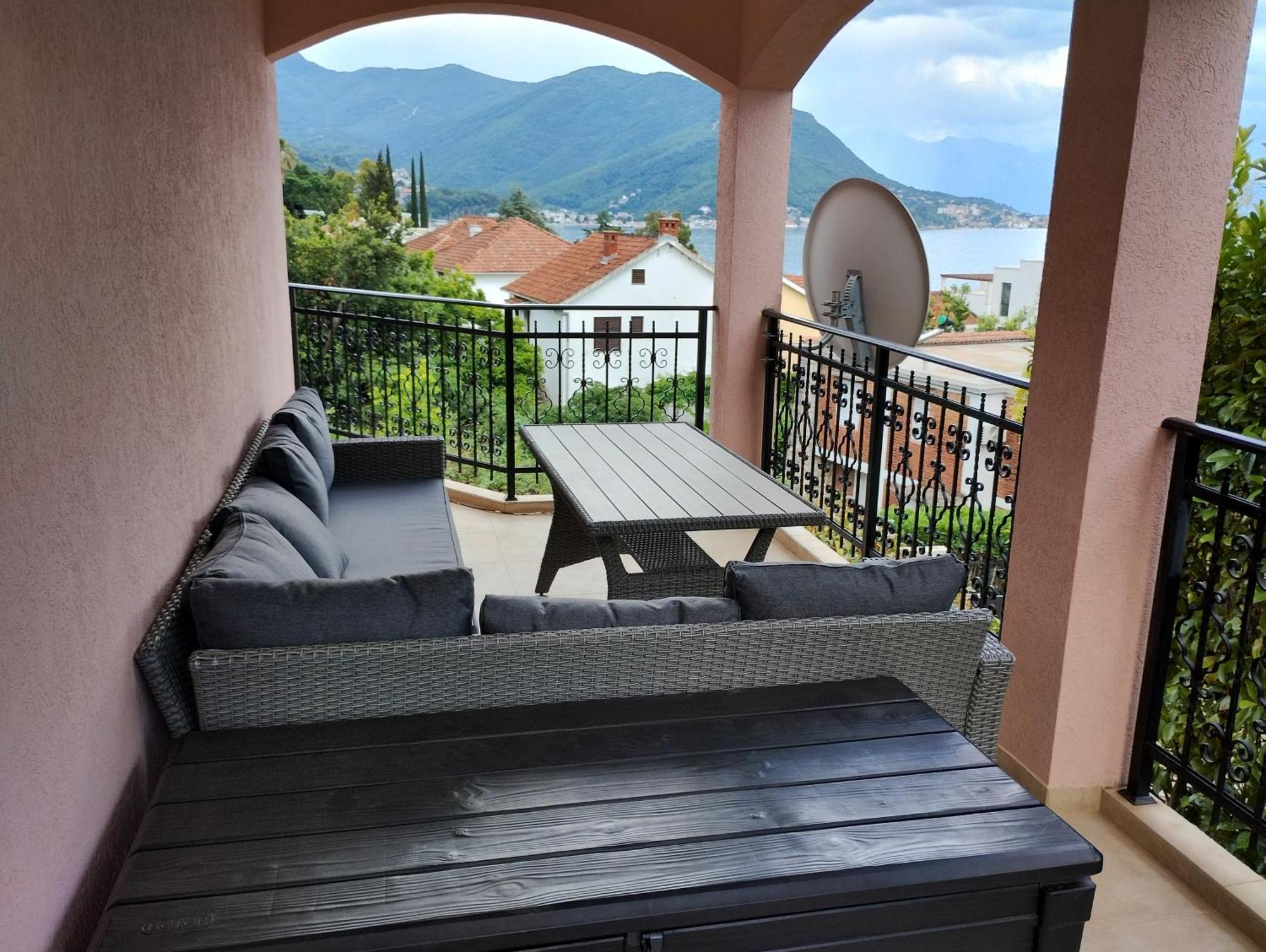 Monteview Duplex Villa Herceg Novi Bagian luar foto